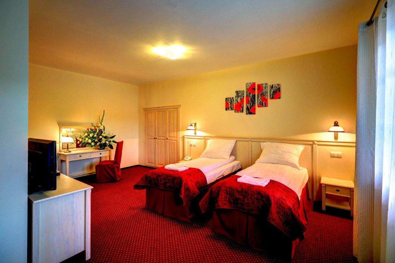 Osada Dankow Hotel Miłomłyn Eksteriør billede